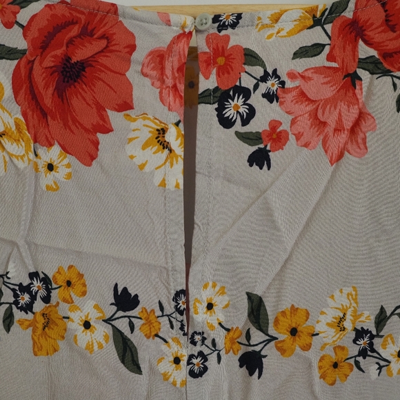 Old Navy midi dress - Picture 2 of 3